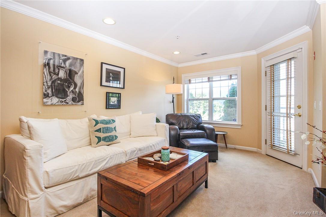 #12 photo, 213 Waterside Close, 紐約州 Peekskill , NY 10566