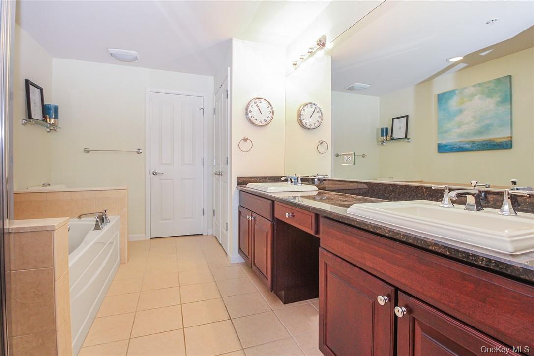 #19 photo, 213 Waterside Close, 紐約州 Peekskill , NY 10566