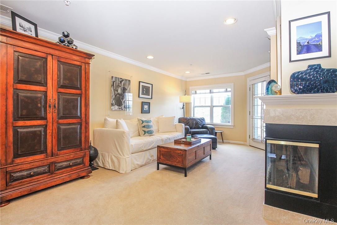 #3 photo, 213 Waterside Close, 紐約州 Peekskill , NY 10566