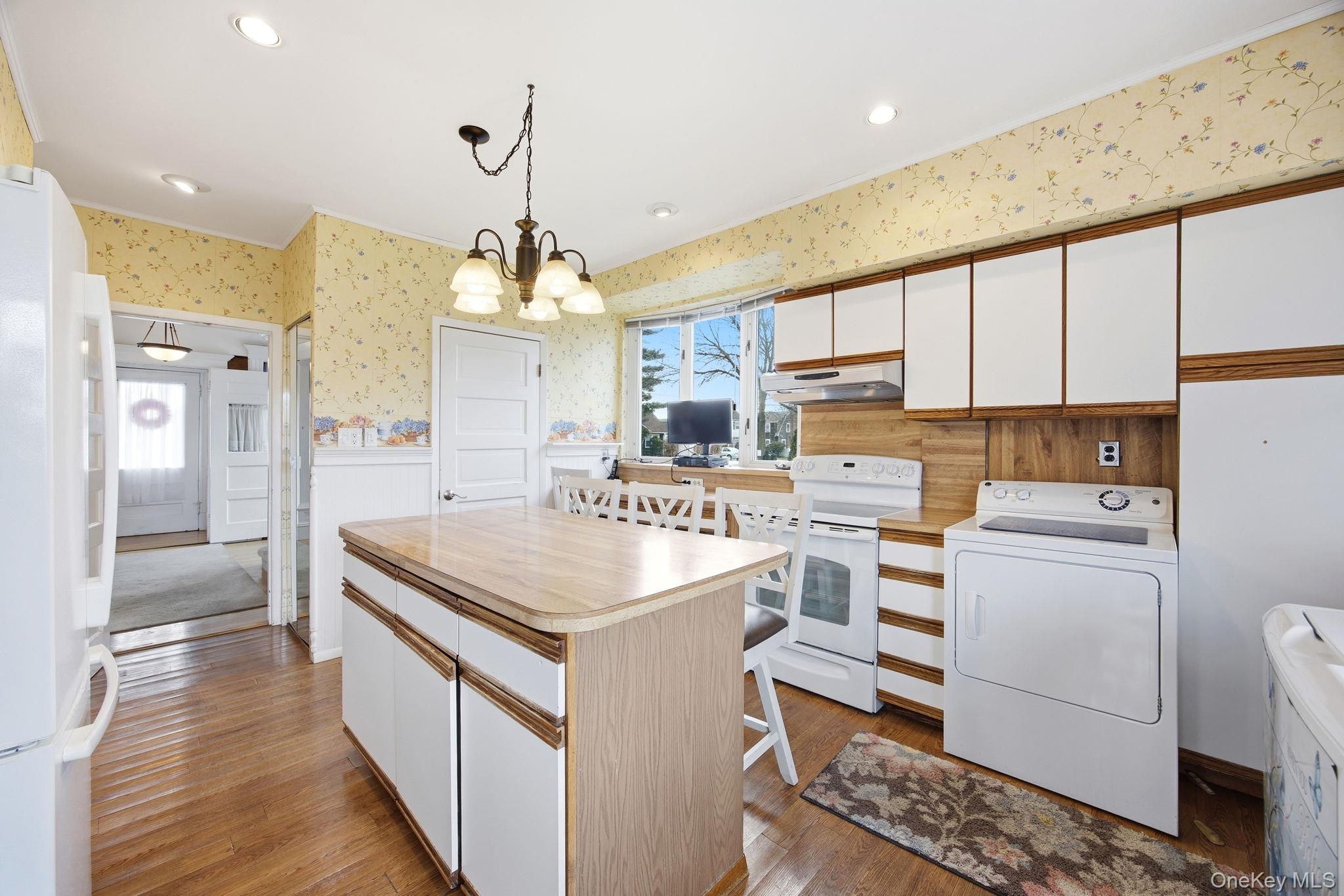 #11 photo, 195 Cedar Street, 長島 Hempstead , NY 11550