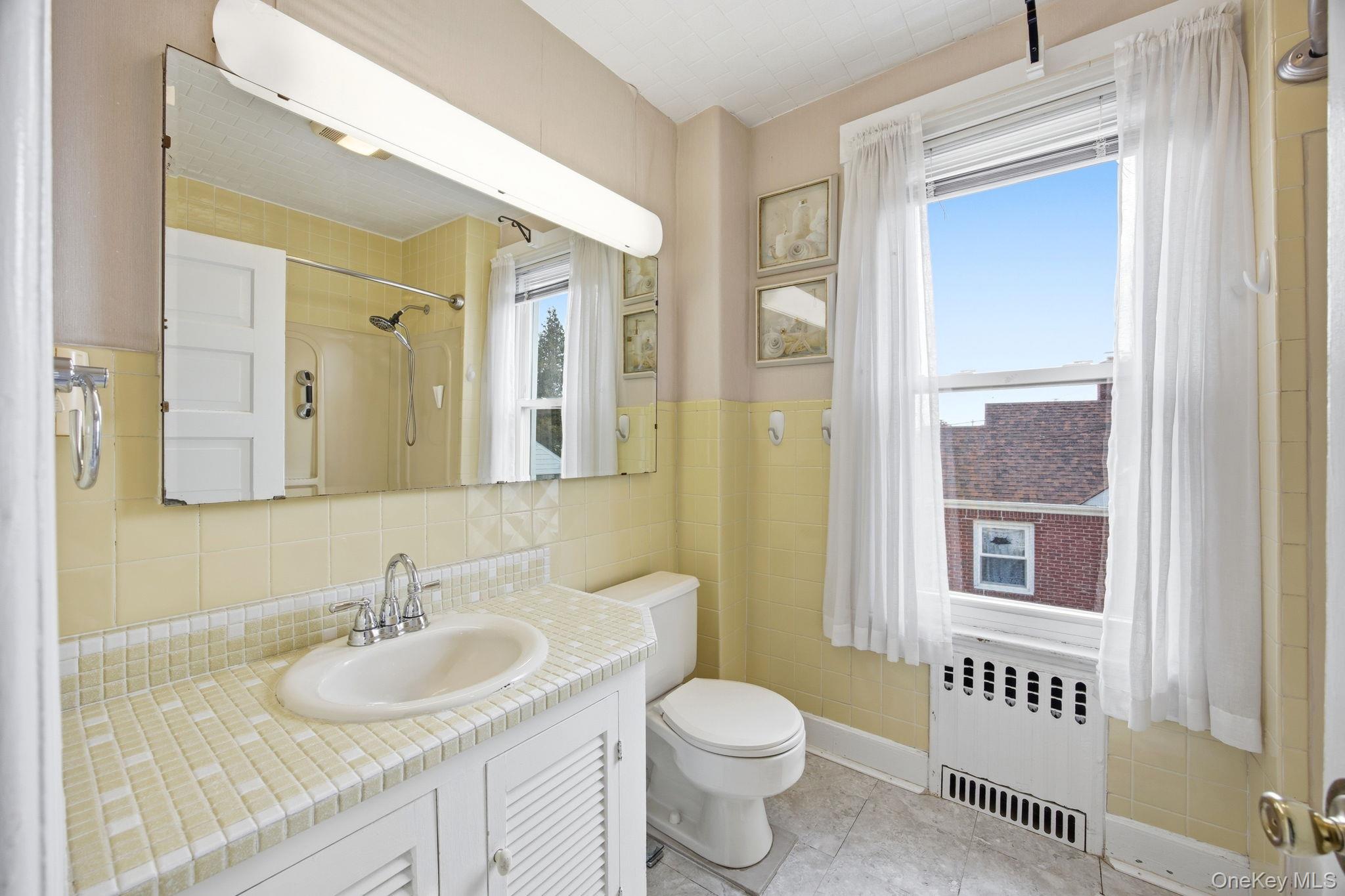 #18 photo, 195 Cedar Street, 長島 Hempstead , NY 11550