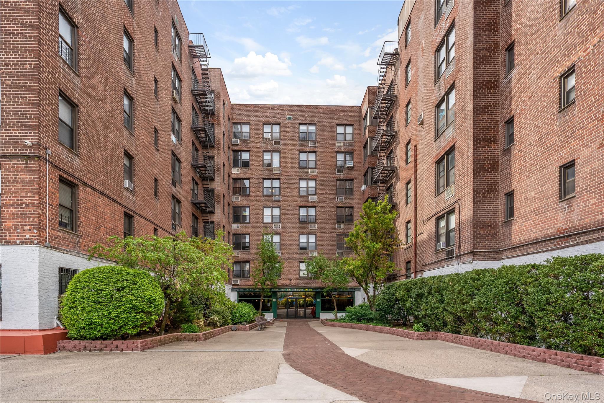 #17 photo, 1213 Avenue Z, 브루클린 Brooklyn , NY 11235