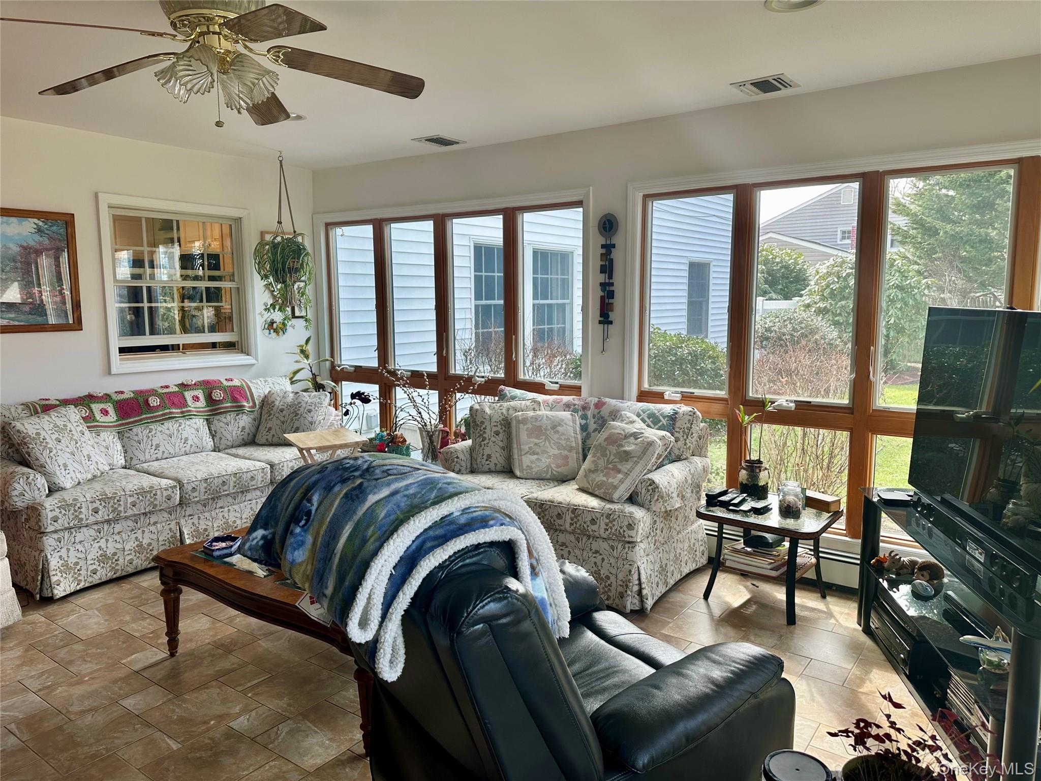 #10 photo, 46 Wilmont Turn, সাফোক কাউন্টি Coram , NY 11727