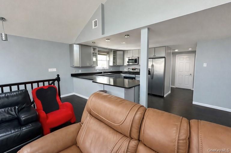 #18 photo, 46 Wilmont Turn, সাফোক কাউন্টি Coram , NY 11727