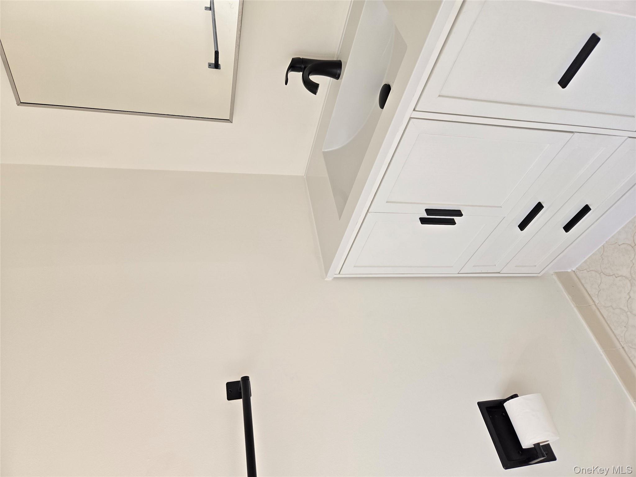 #11 photo, 74 Ashwood Road, 長島 Port Washington , NY 11050