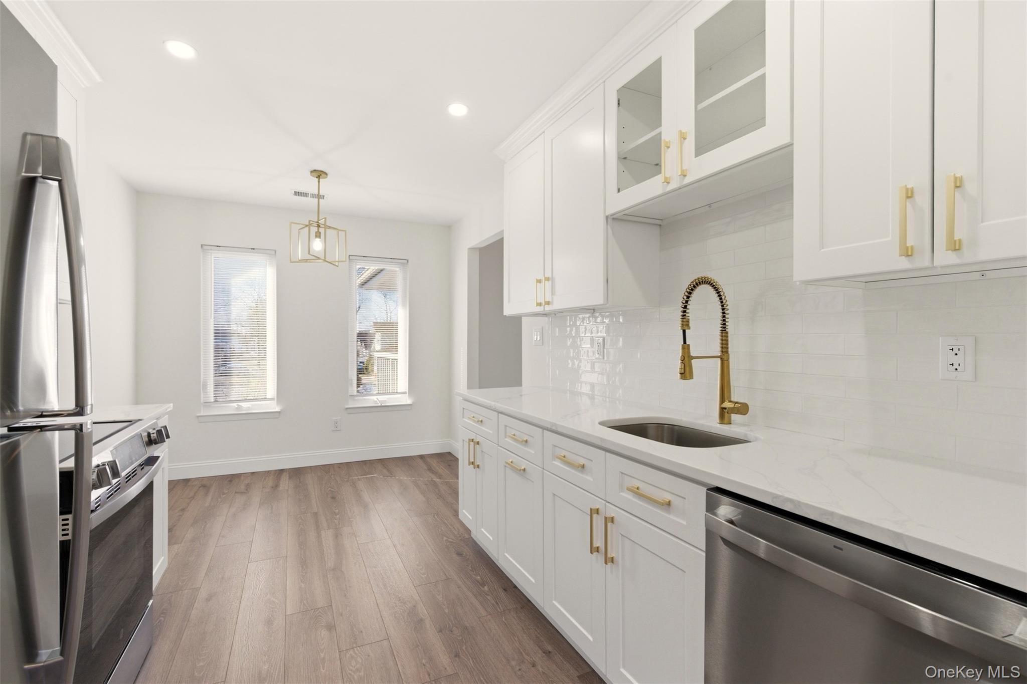 #14 photo, 909 Fenway Road, سوفولك Saint James , NY 11780