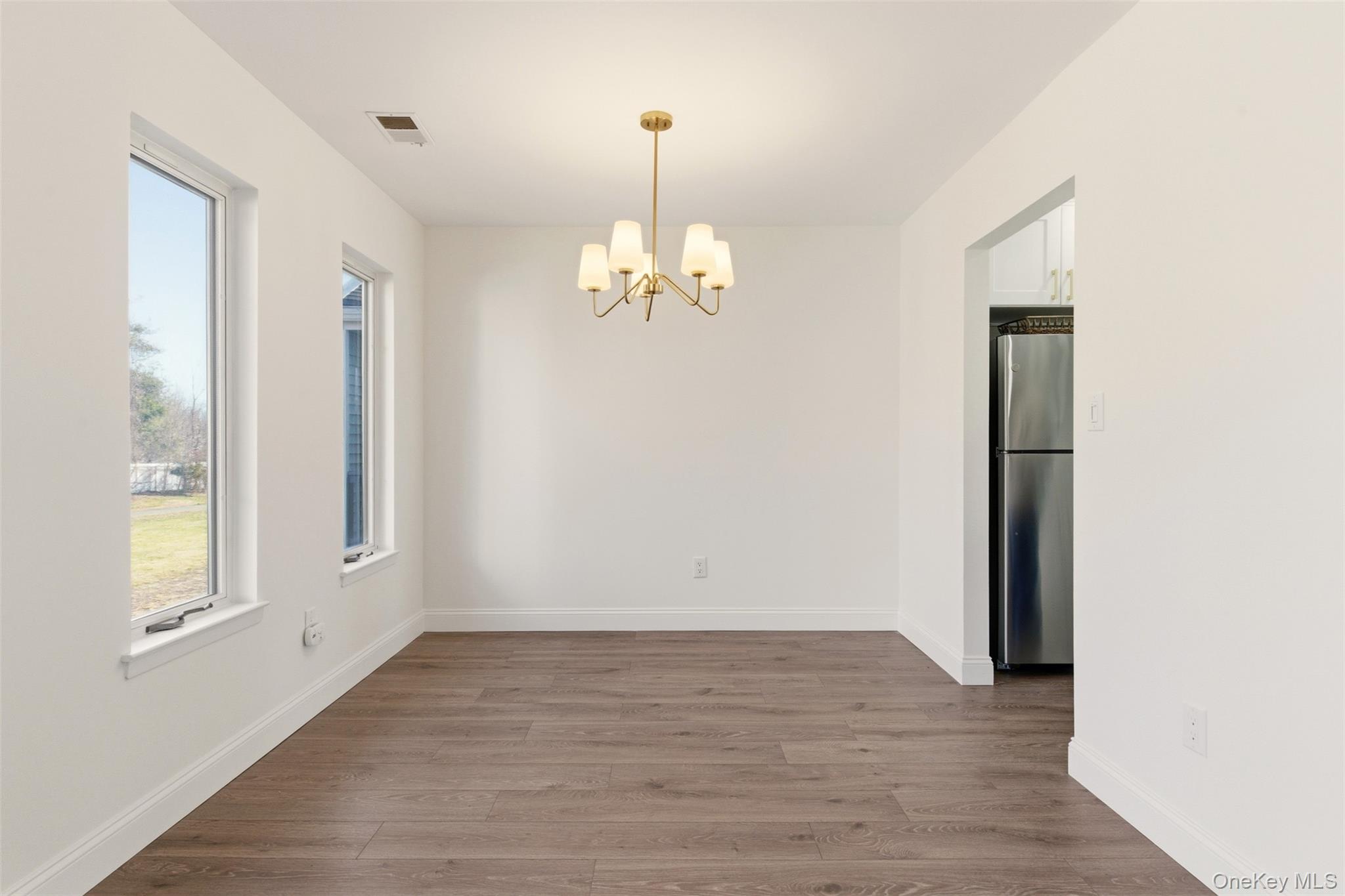 #9 photo, 909 Fenway Road, سوفولك Saint James , NY 11780