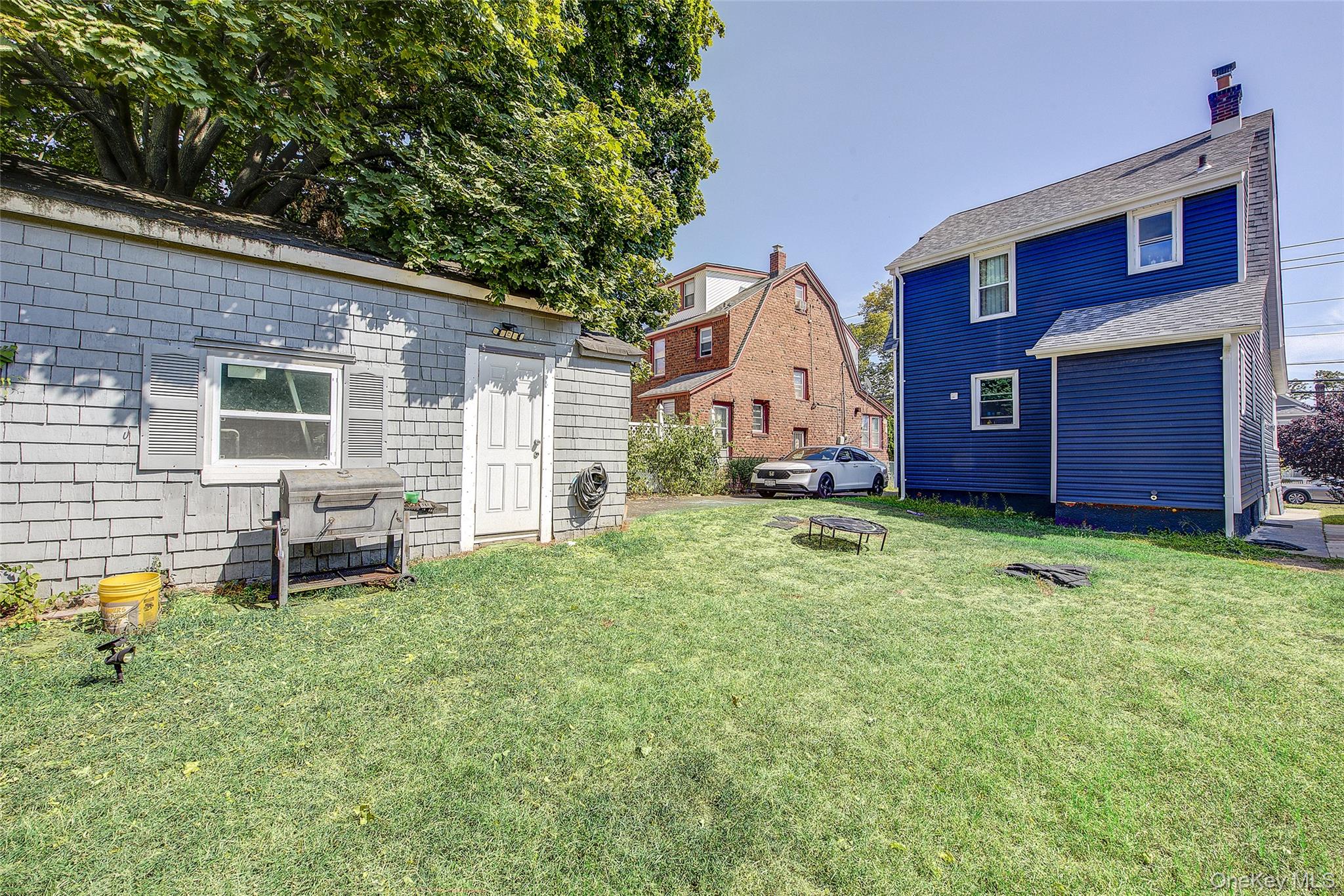 #5 photo, 21607 110th Avenue, कुईंस Queens Village , NY 11429