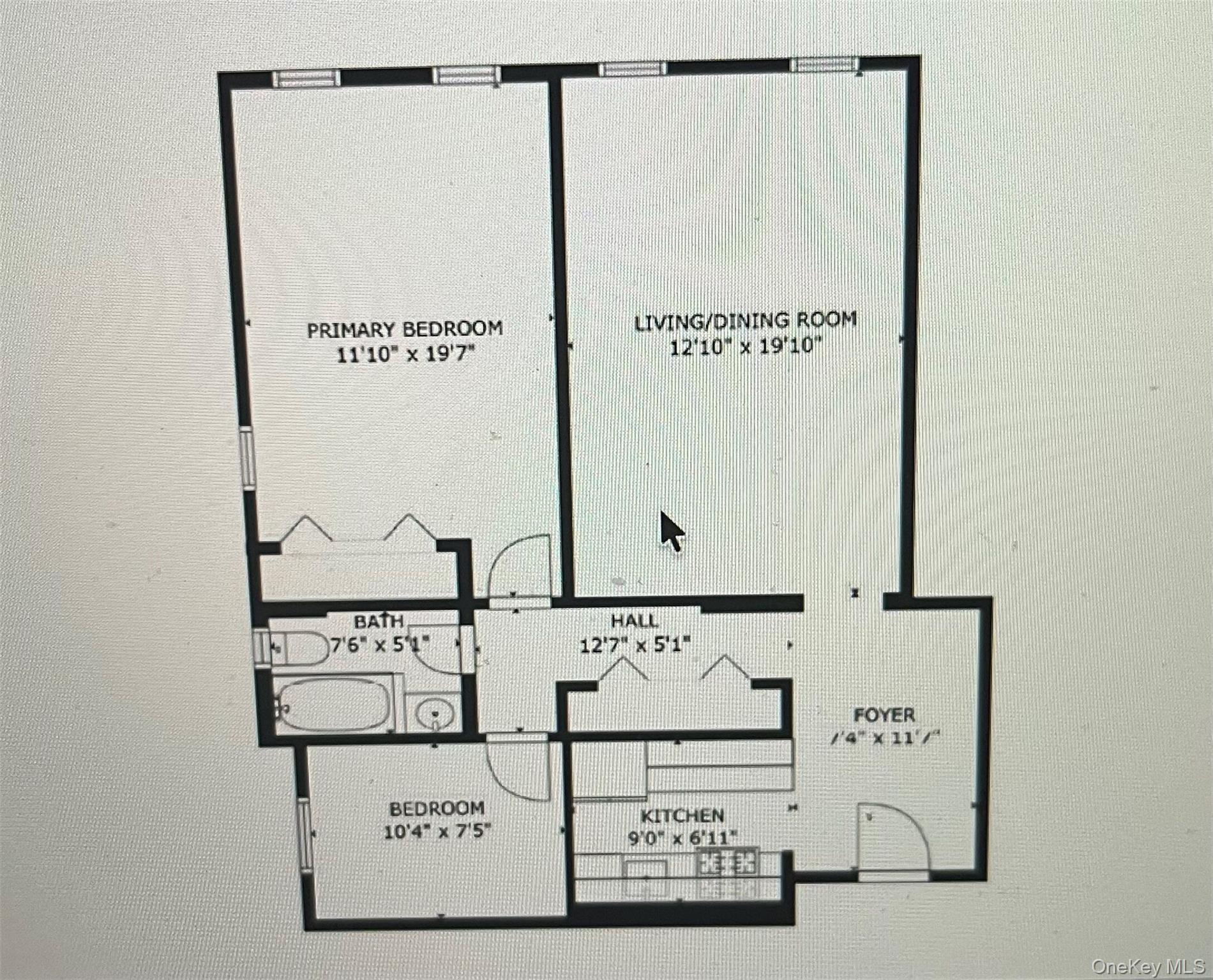 #15 photo, 7666 Austin St, קווינס Forest Hills , NY 11375