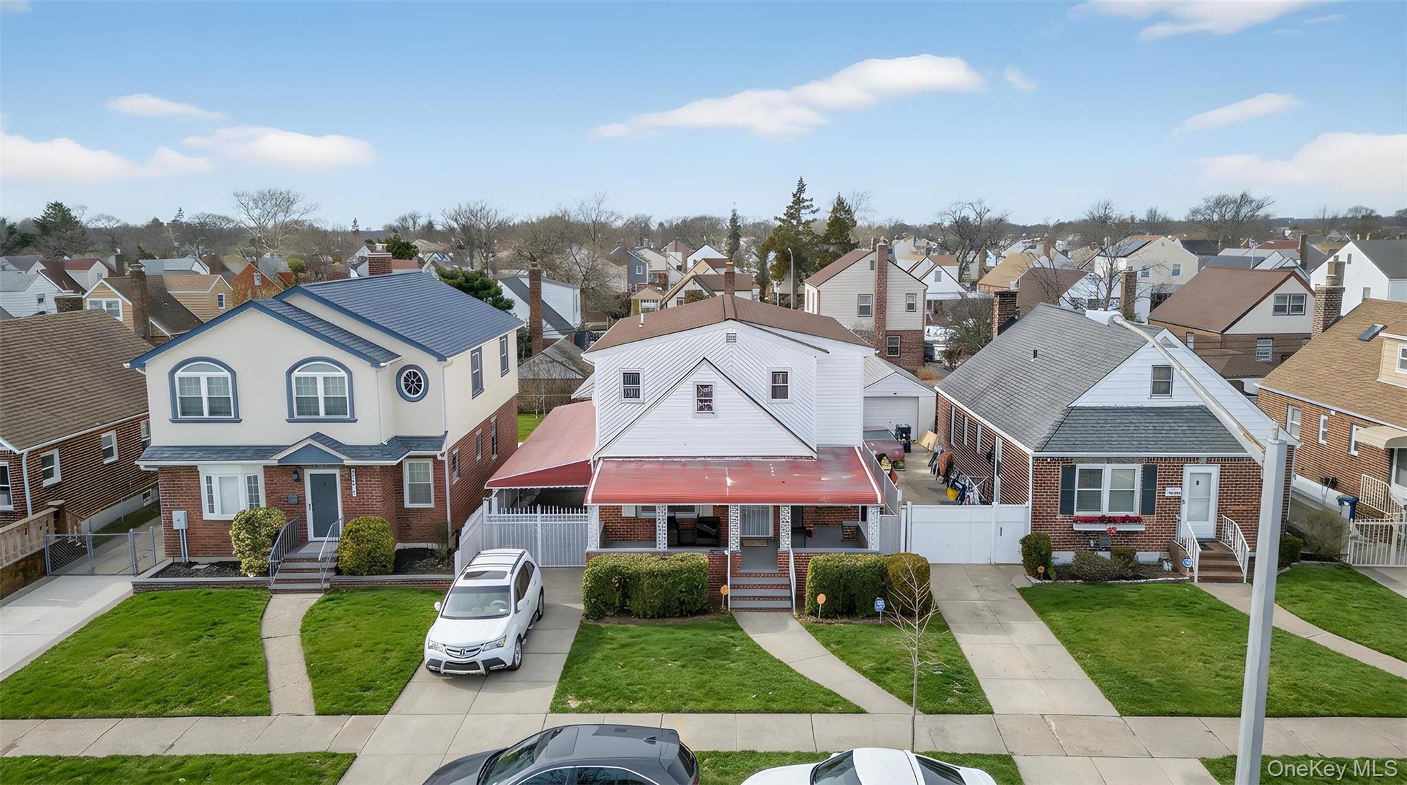 #2 photo, 120-30 226th Street, קווינס Cambria Heights , NY 11411