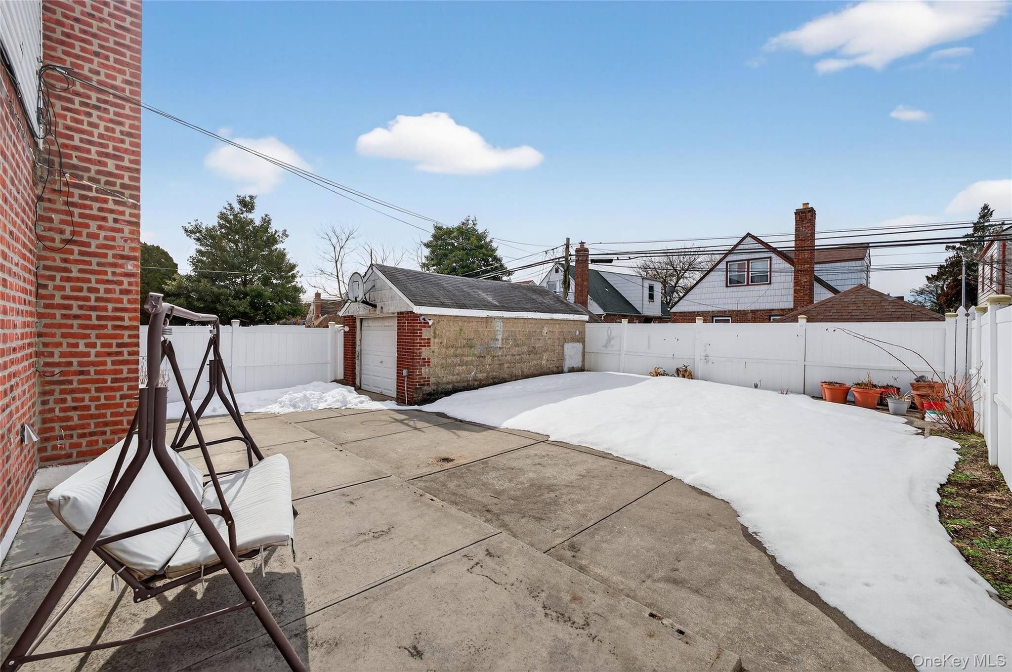 #6 photo, 120-30 226th Street, קווינס Cambria Heights , NY 11411