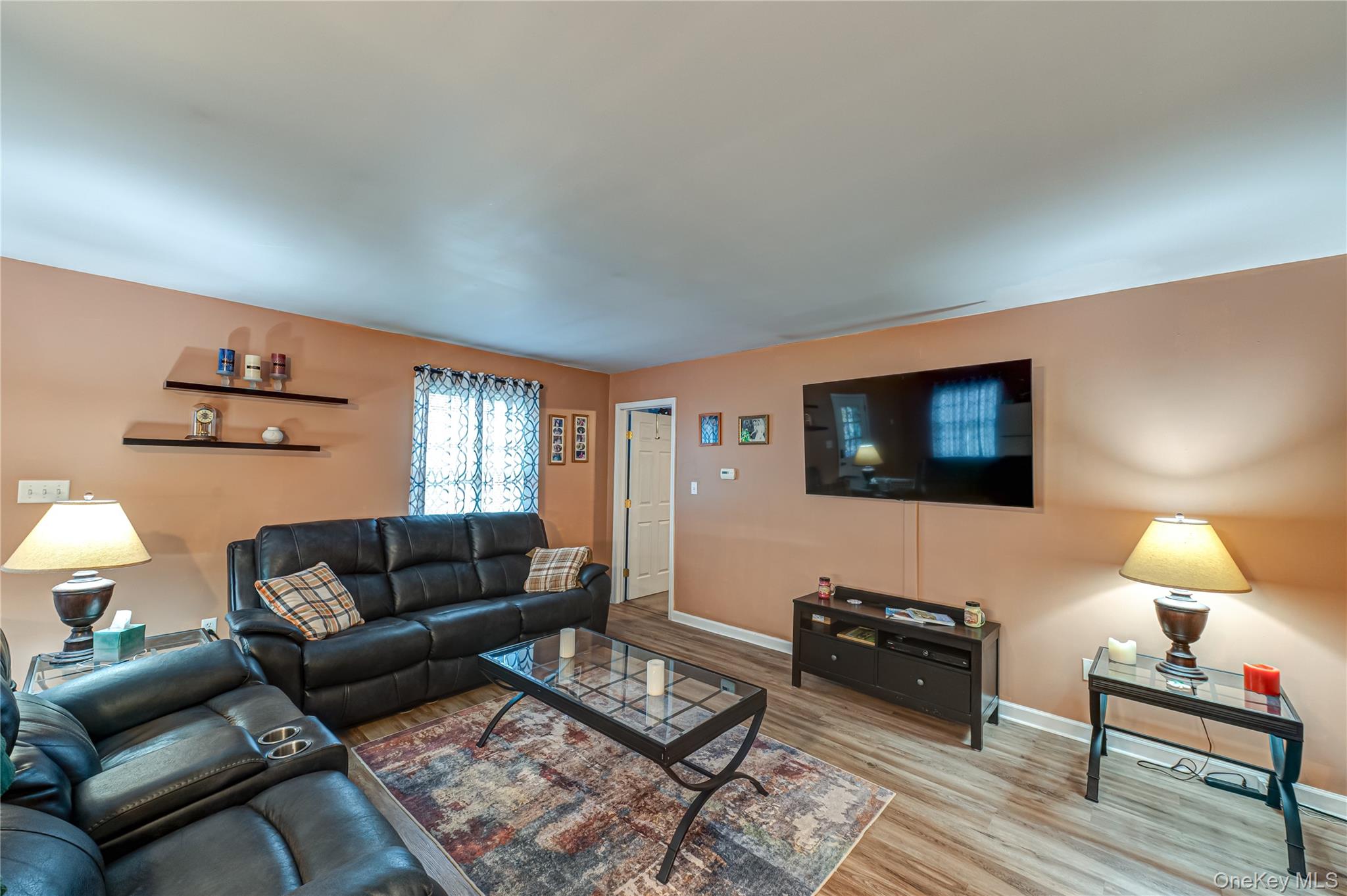 #14 photo, 150 Park Lane, Massapequa , NY 11758