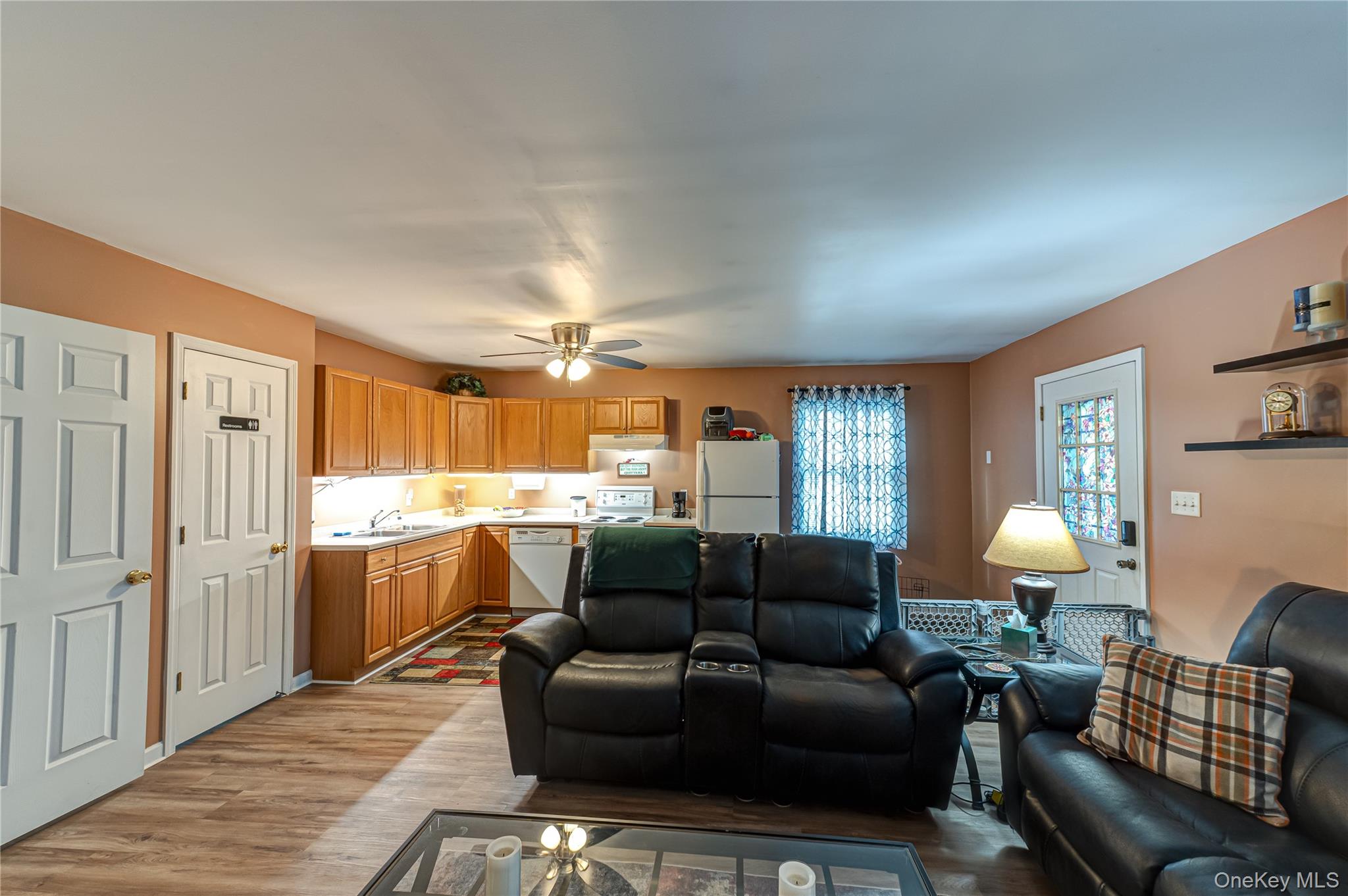 #18 photo, 150 Park Lane, Massapequa , NY 11758