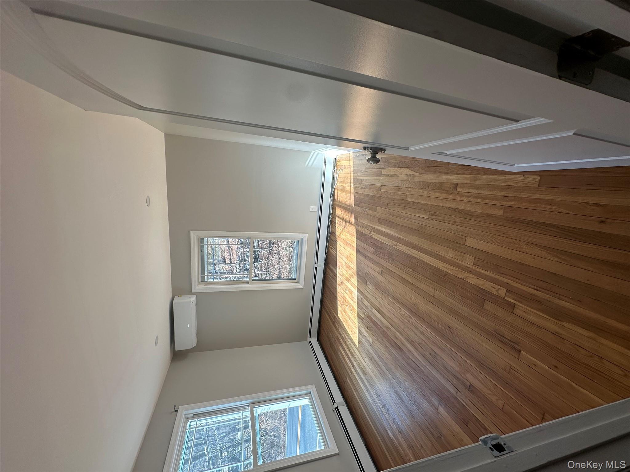 #10 photo, 290 Woodbury Road, Woodbury , NY 11797