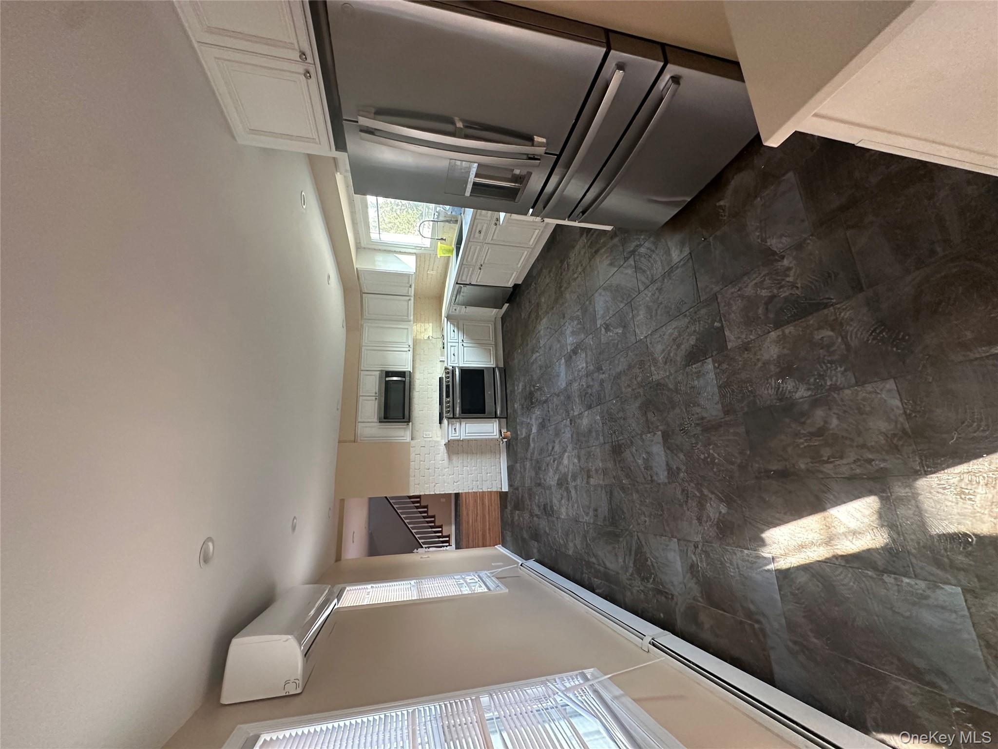 #2 photo, 290 Woodbury Road, Woodbury , NY 11797