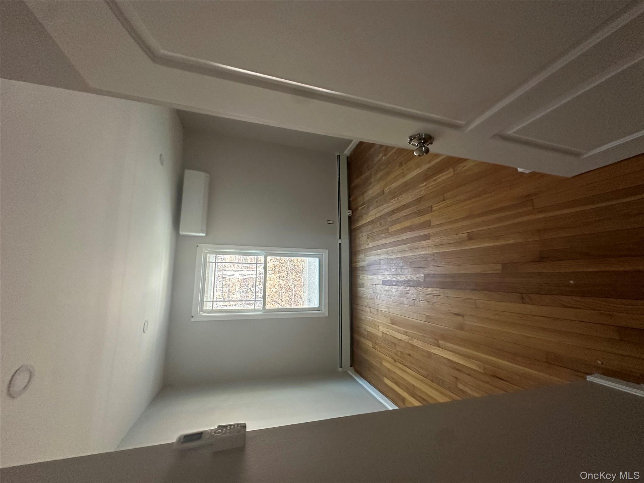 #9 photo, 290 Woodbury Road, Woodbury , NY 11797