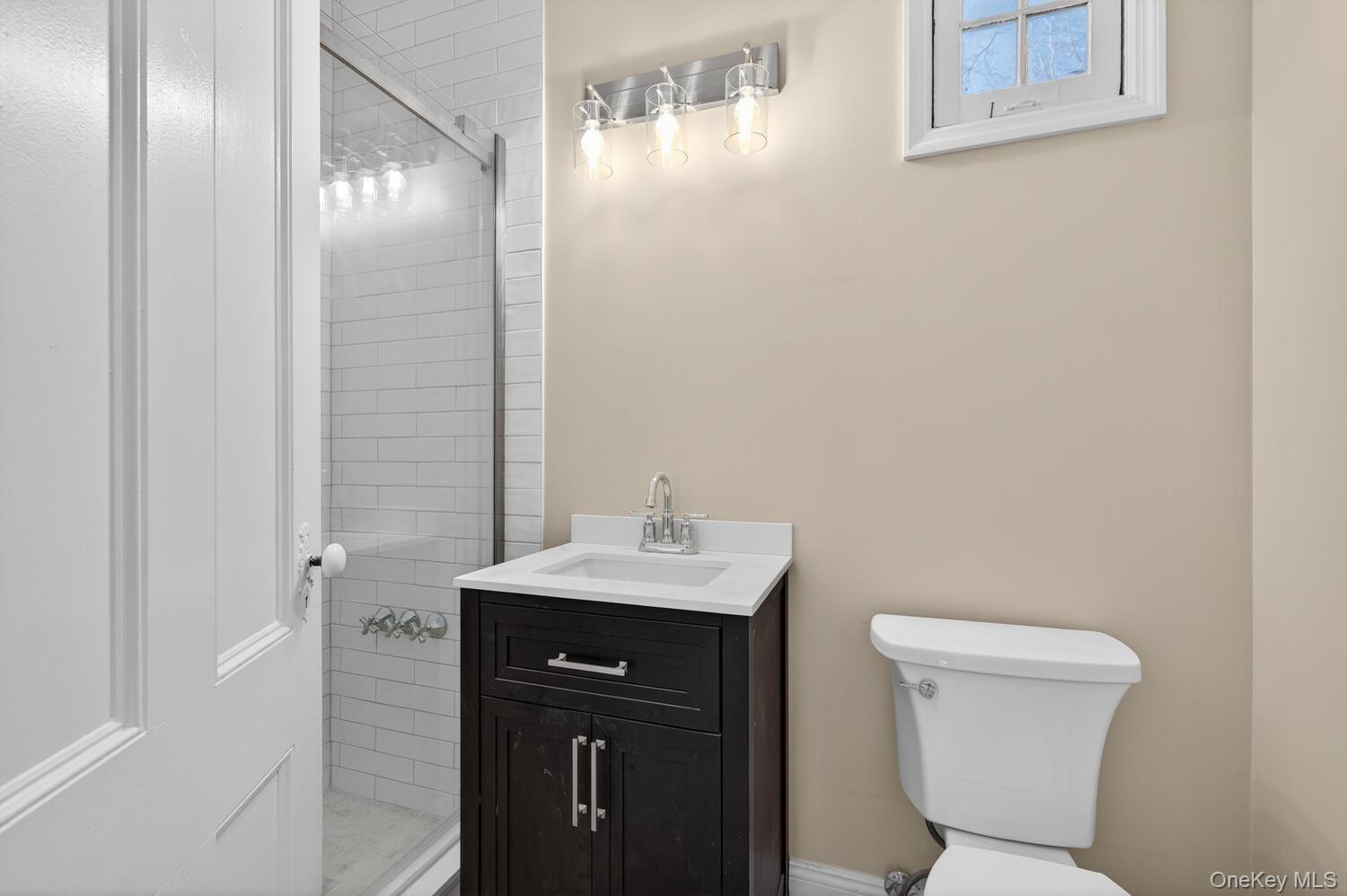 #15 photo, 4 Parkview Terrace, Huntington , NY 11743