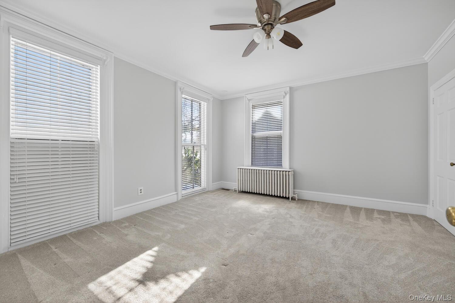 #14 photo, 4 Parkview Terrace, Huntington , NY 11743