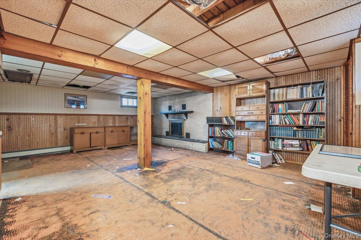 #14 photo, 158 Burns Avenue, Hicksville , NY 11801