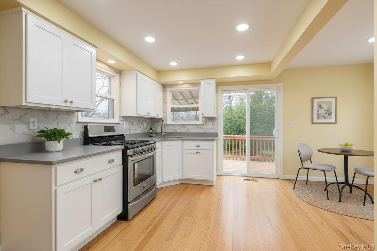 #8 photo, 158 Burns Avenue, Hicksville , NY 11801