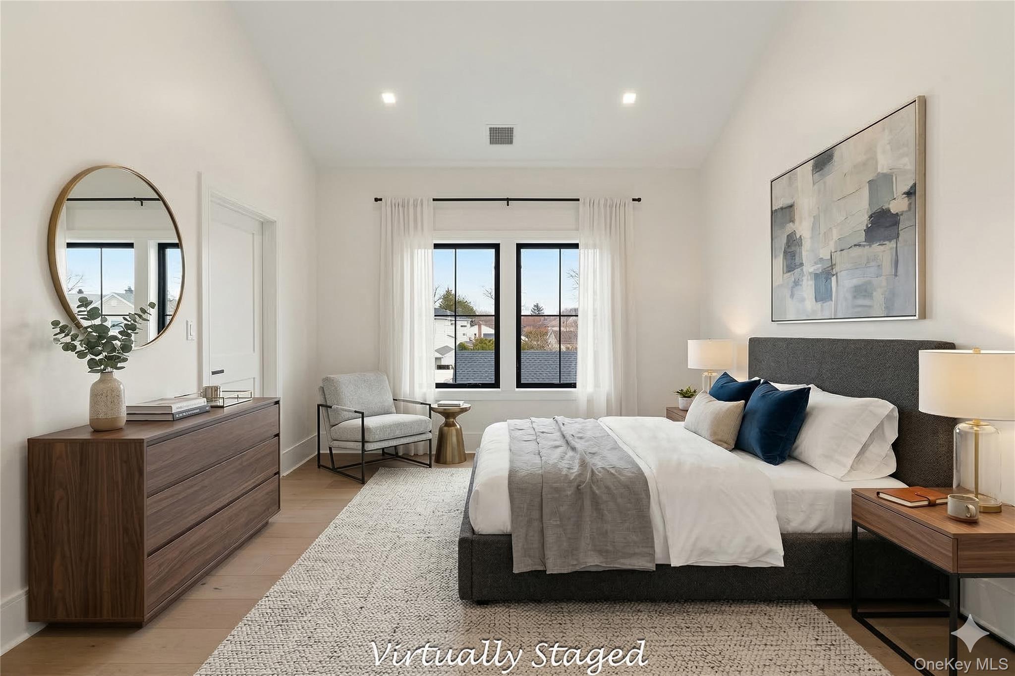 #19 photo, 130 Albany Avenue, Нассау ‖ Westbury , NY 11590