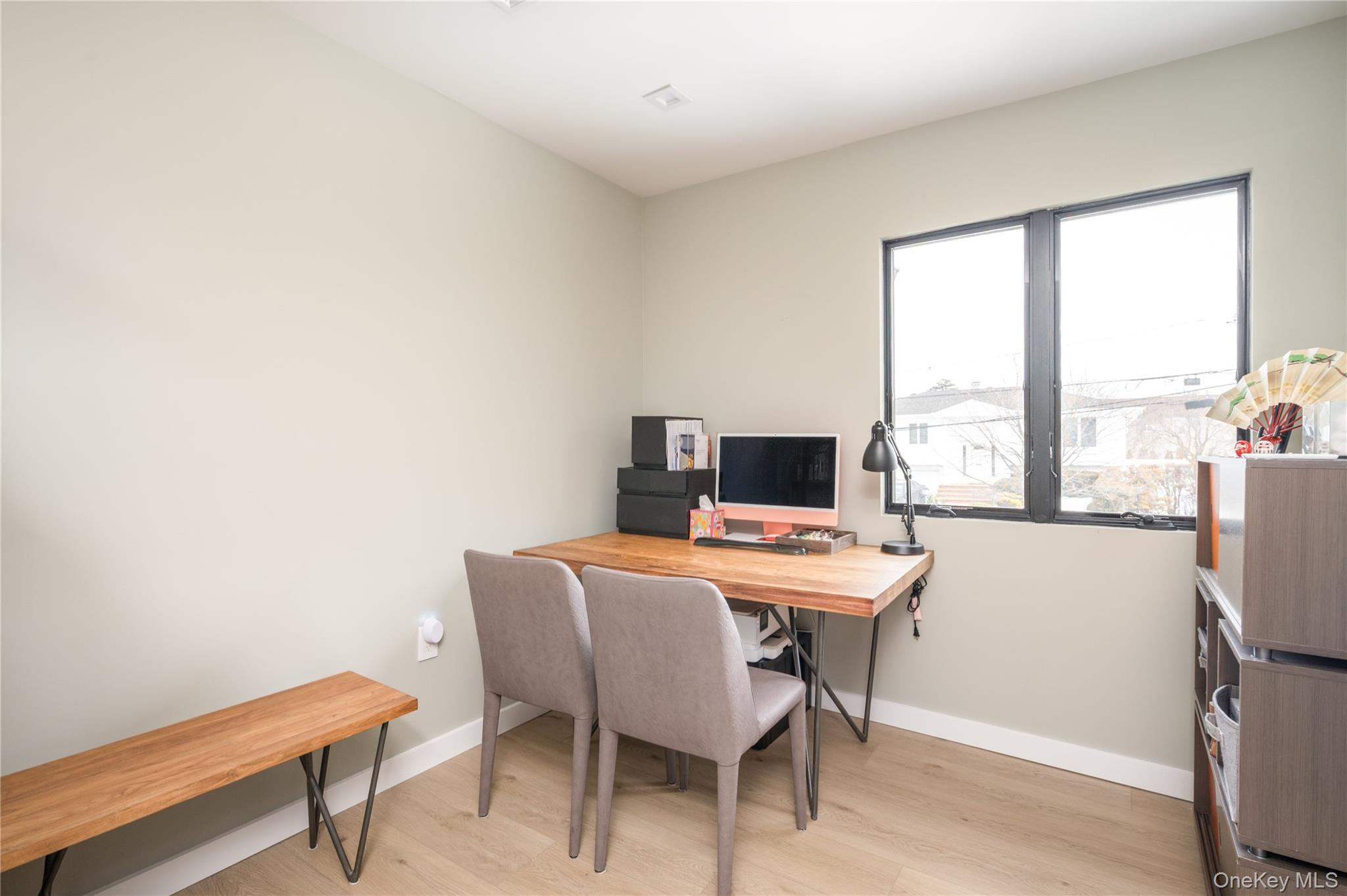 #13 photo, 3000 Holiday Park Drive, מחוז נסאו Merrick , NY 11566