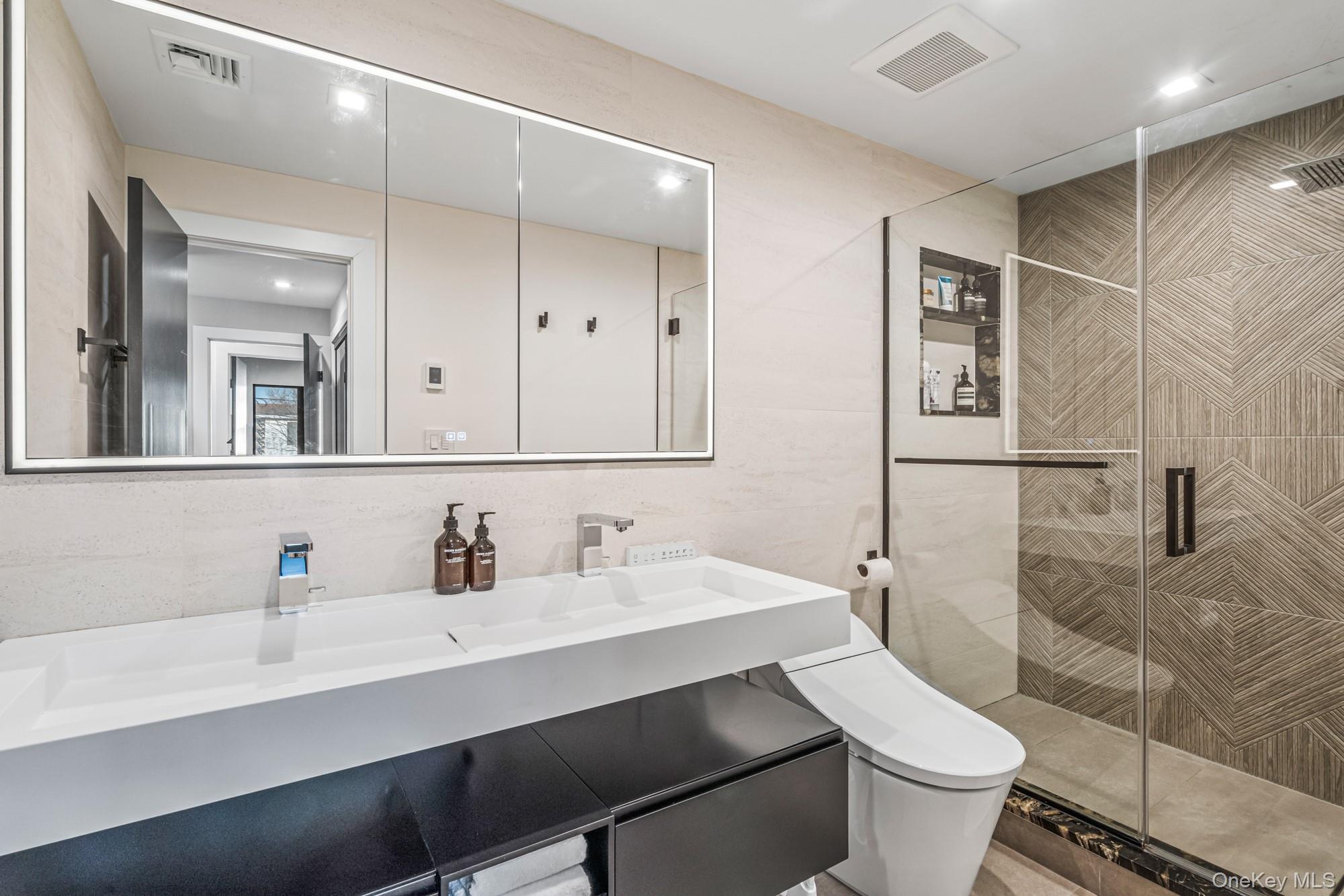 #16 photo, 3000 Holiday Park Drive, מחוז נסאו Merrick , NY 11566