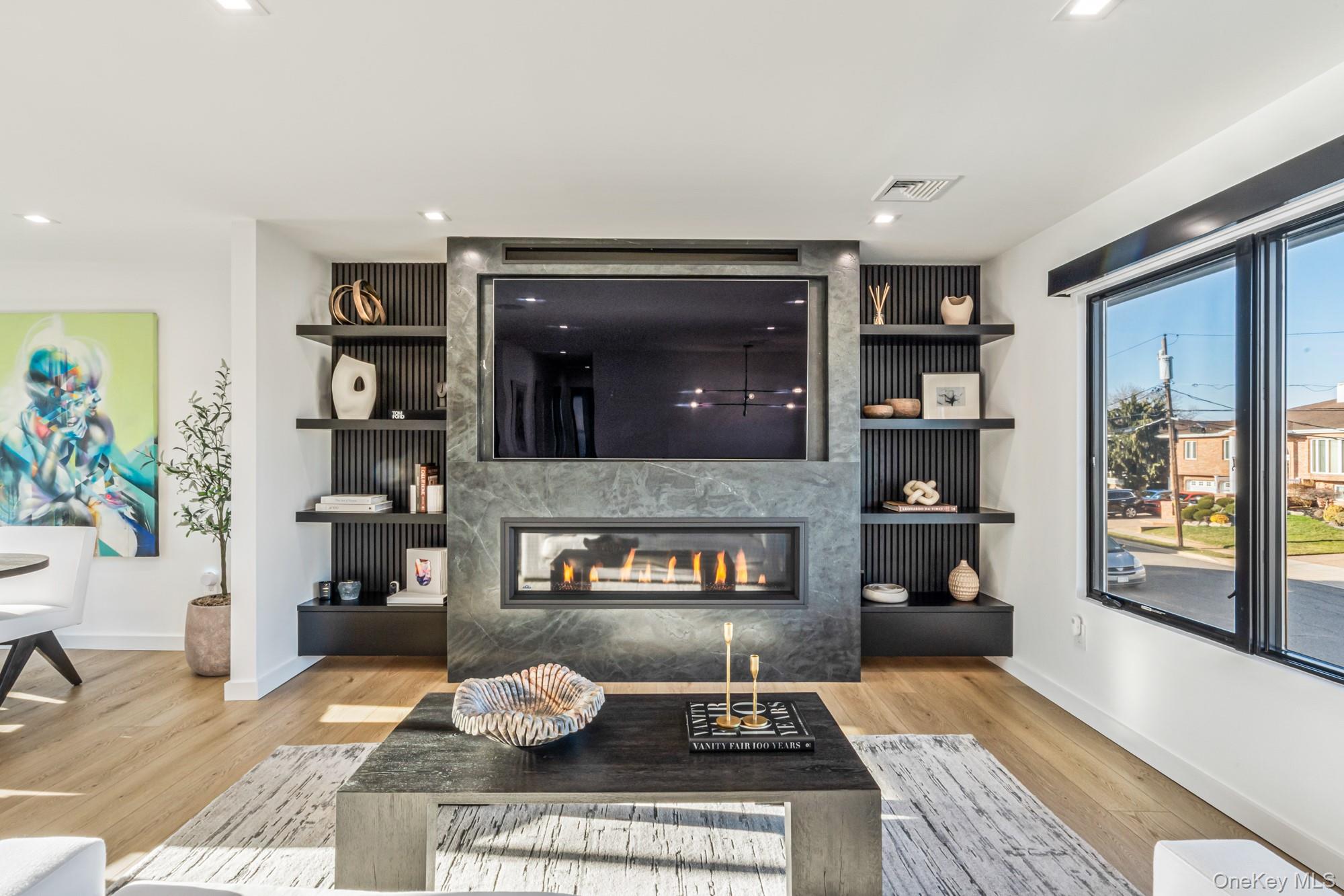 #3 photo, 3000 Holiday Park Drive, מחוז נסאו Merrick , NY 11566