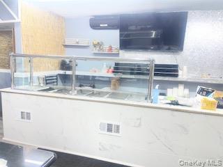 #3 photo, 19715 Jamaica Avenue, कुईंस Hollis , NY 11423