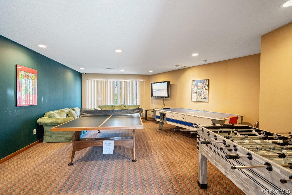 #8 photo, 124 Foxwood Drive, Jericho , NY 11753