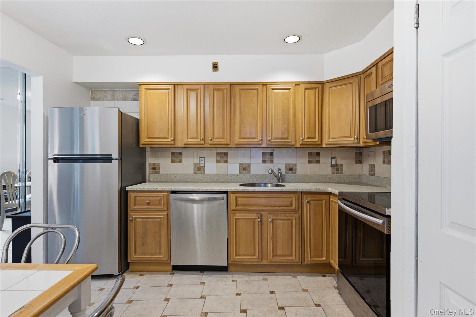 #7 photo, 190 Poplar Court, 長島 Wantagh , NY 11793