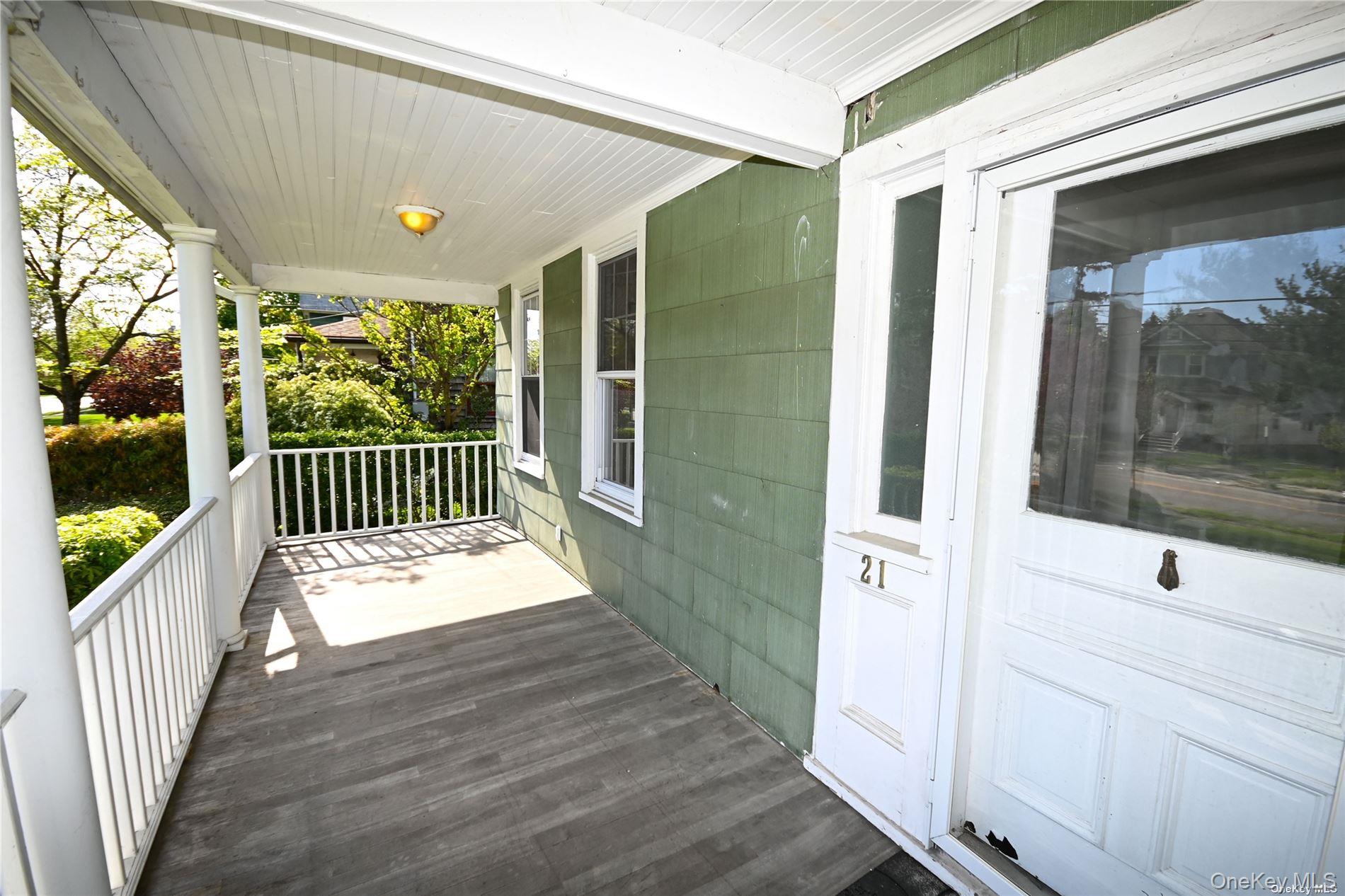 #2 photo, 21 Arrandale Avenue, Great Neck , NY 11024