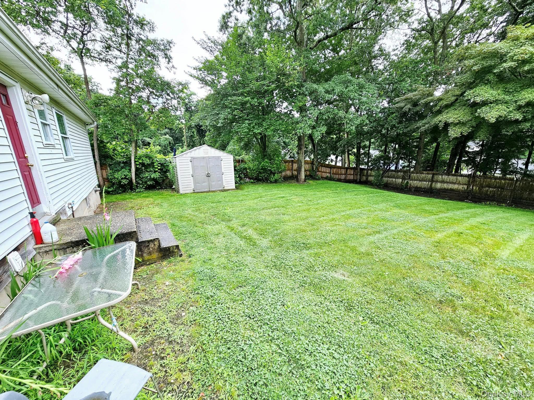 #3 photo, 12 Nord Park Boulevard, Middle Island , NY 11953