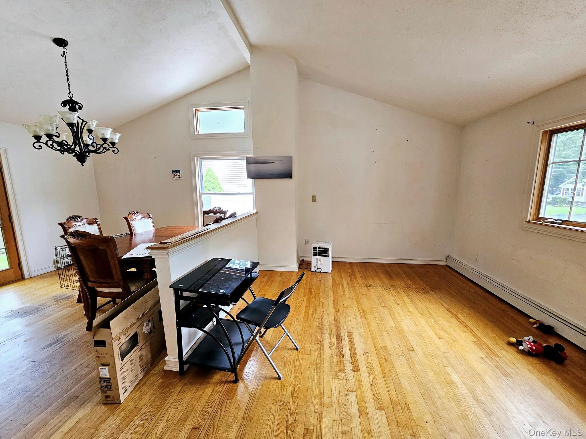 #8 photo, 12 Nord Park Boulevard, Middle Island , NY 11953