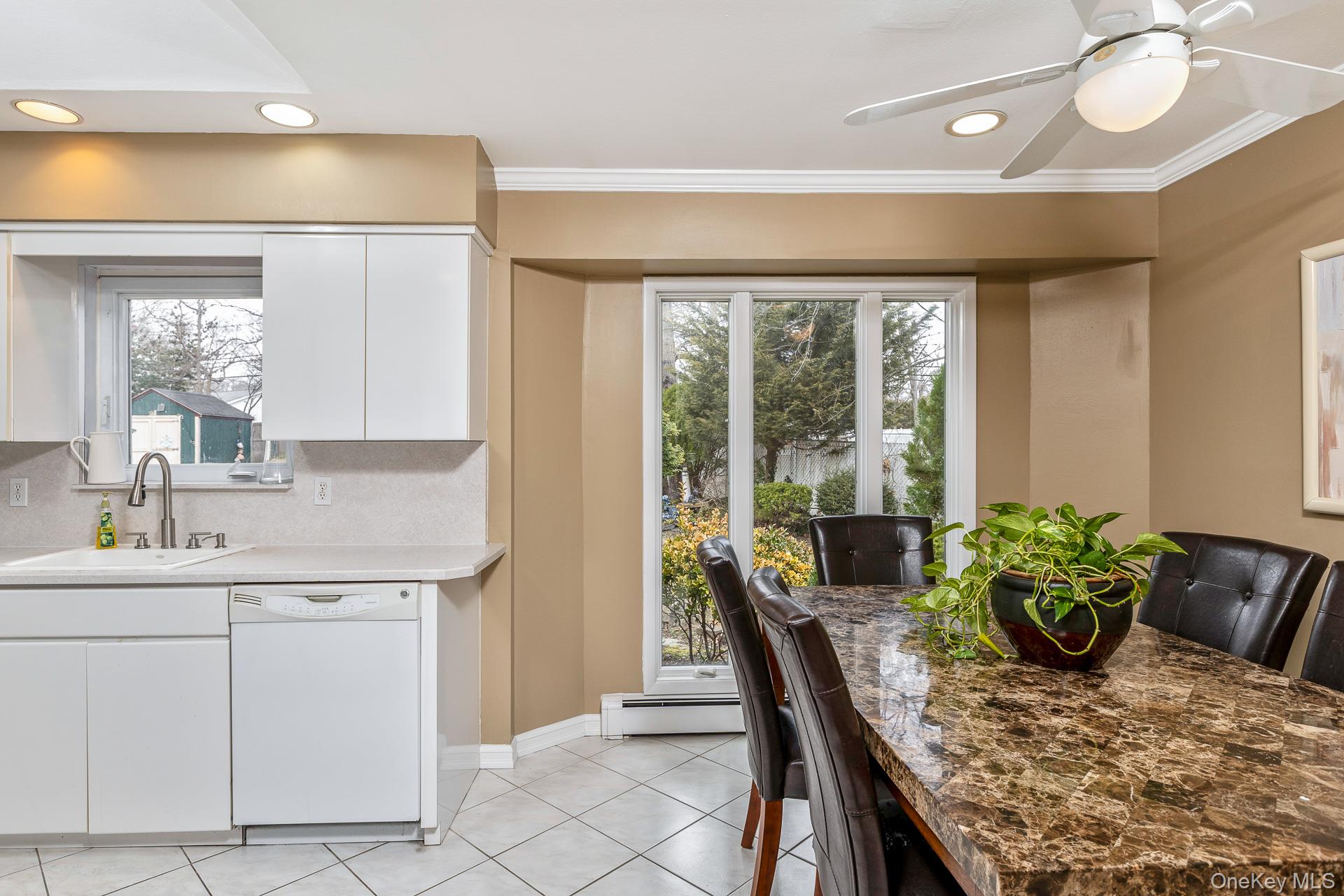 #15 photo, 61 Hurtin Boulevard, سوفولك Smithtown , NY 11787