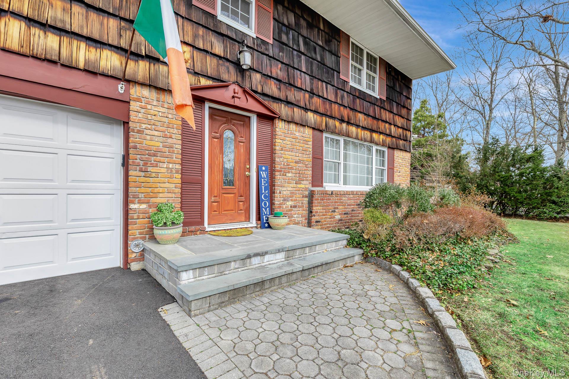 #3 photo, 61 Hurtin Boulevard, سوفولك Smithtown , NY 11787