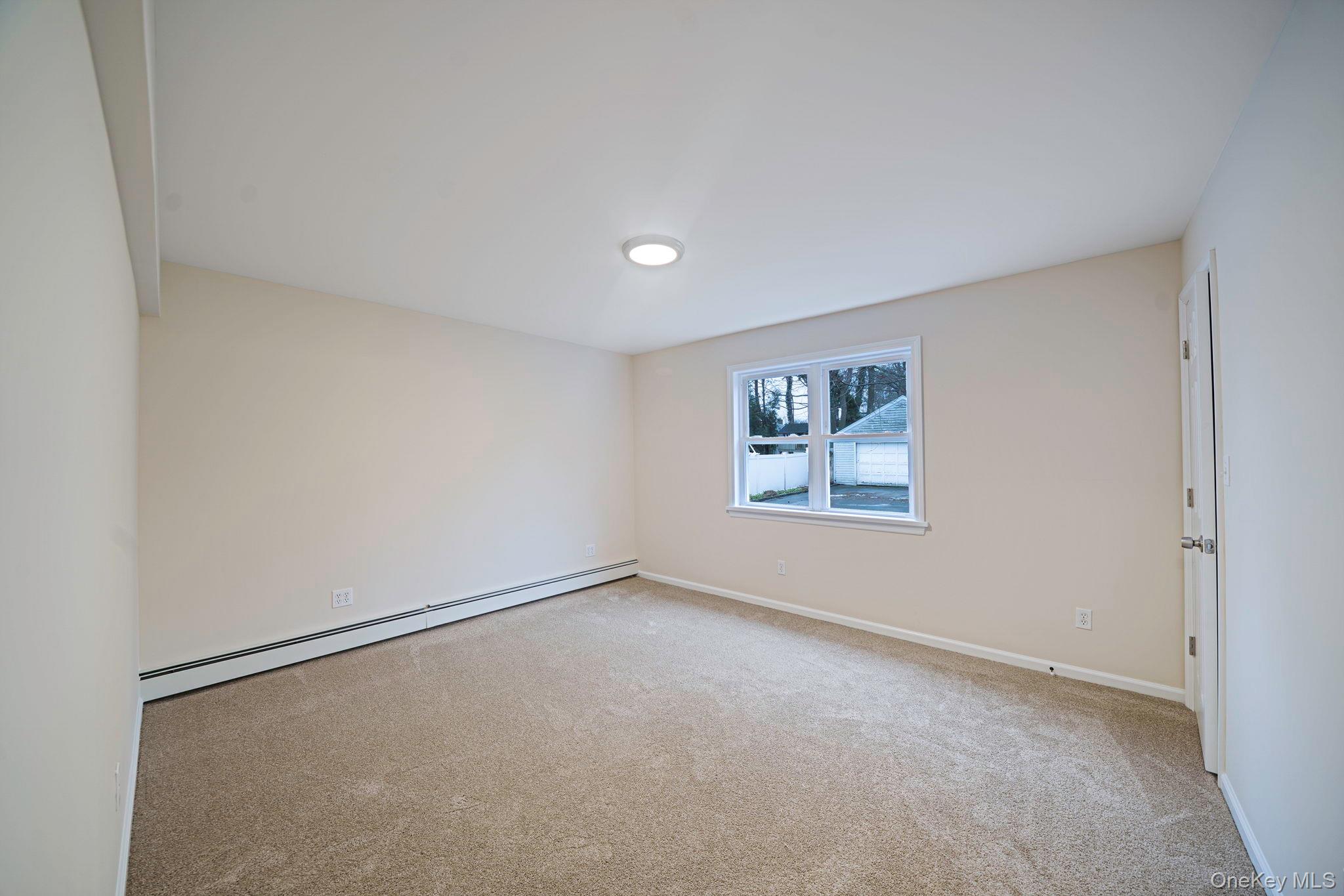 #20 photo, 8 Florence Court, Huntington Station , NY 11746