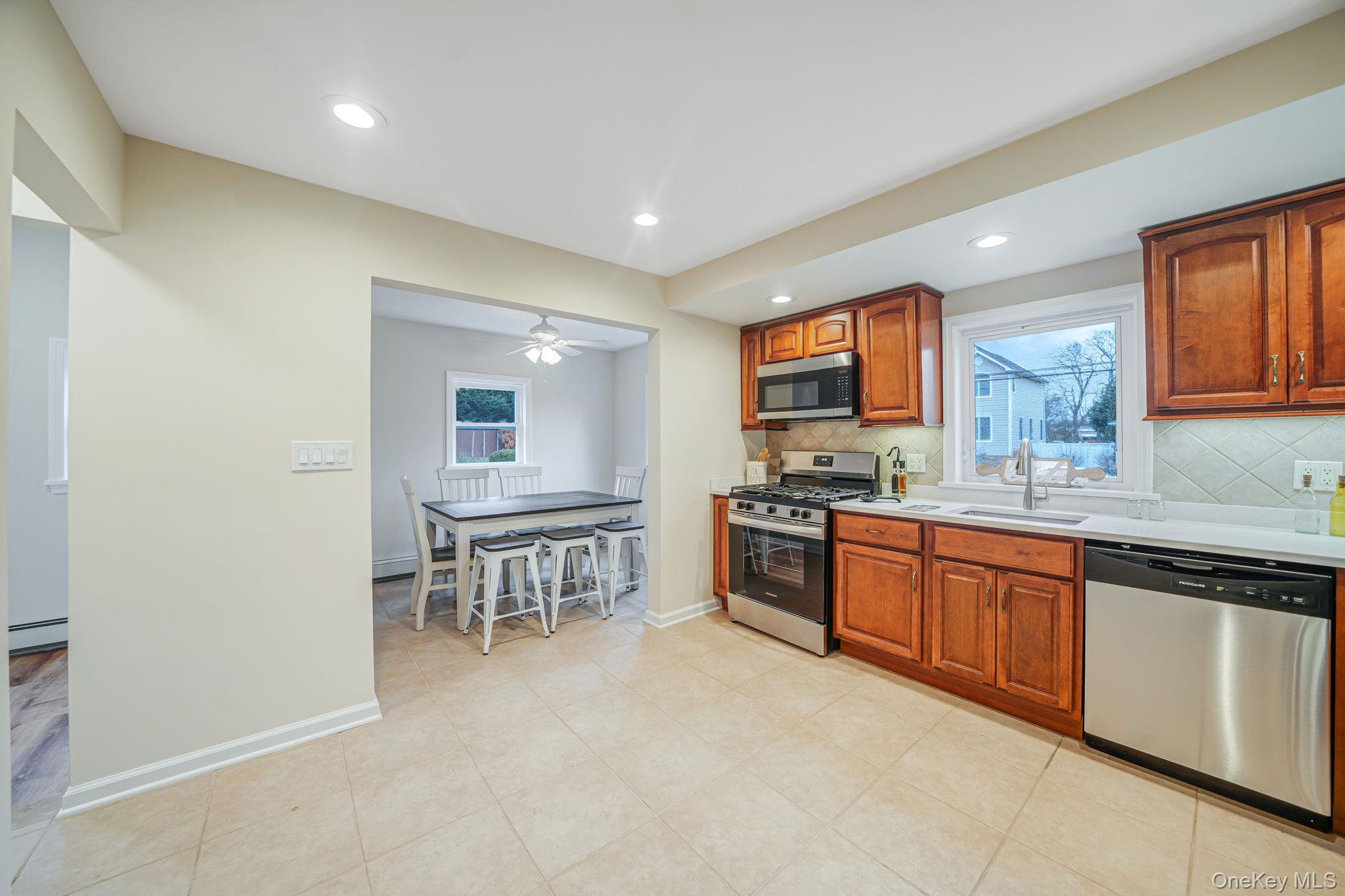 #9 photo, 8 Florence Court, Huntington Station , NY 11746