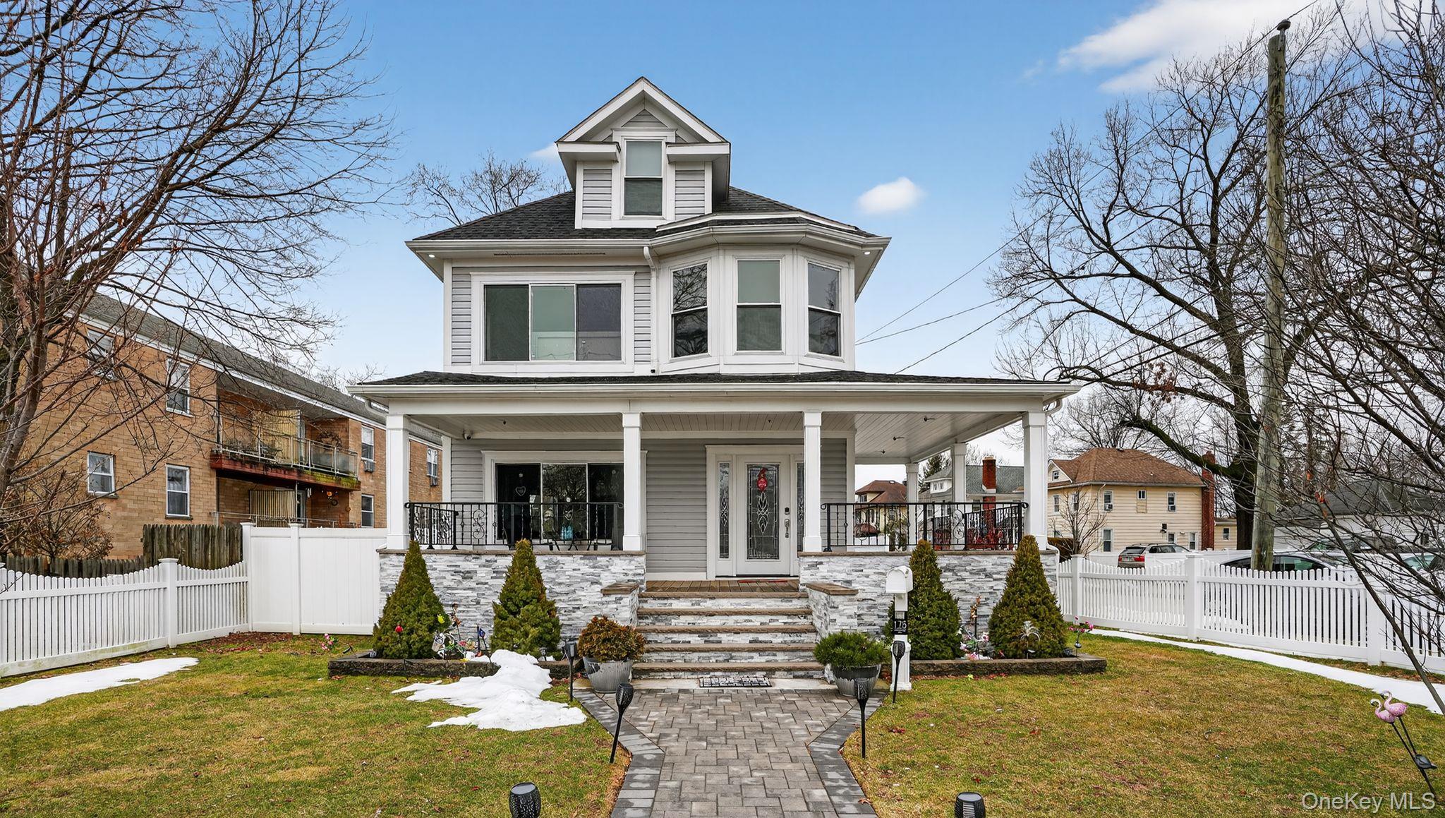 #1 photo, 175 Hempstead Avenue, מחוז נסאו Lynbrook , NY 11563