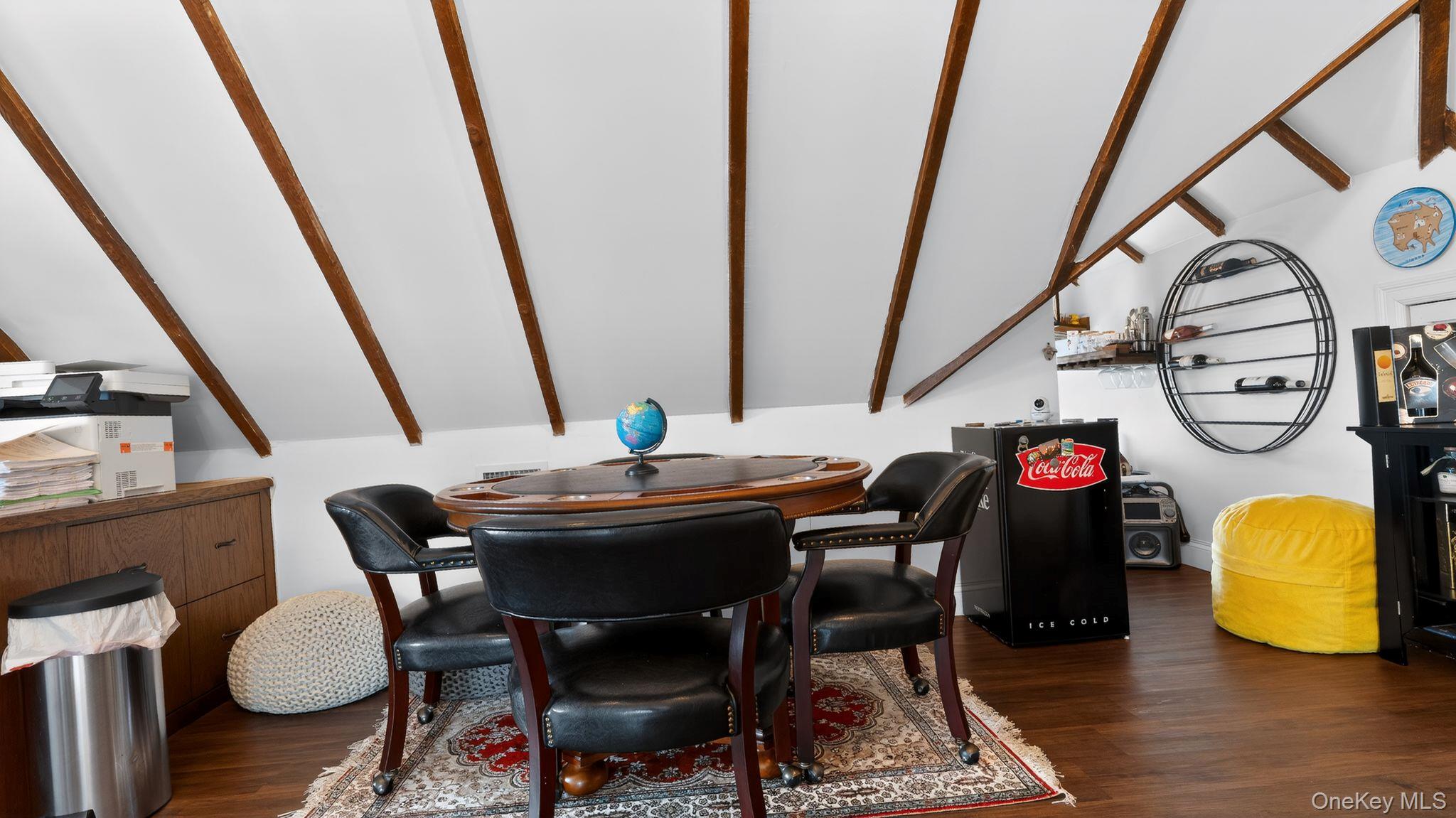 #20 photo, 175 Hempstead Avenue, מחוז נסאו Lynbrook , NY 11563