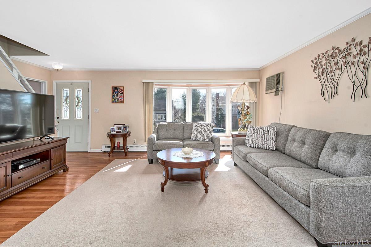 #11 photo, 29 Kingston Avenue, West Harrison , NY 10604