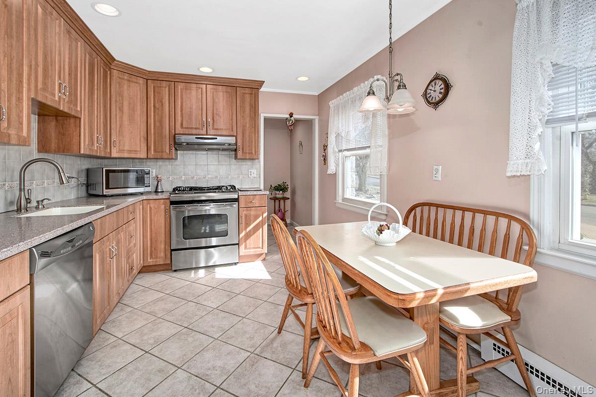 #7 photo, 29 Kingston Avenue, West Harrison , NY 10604