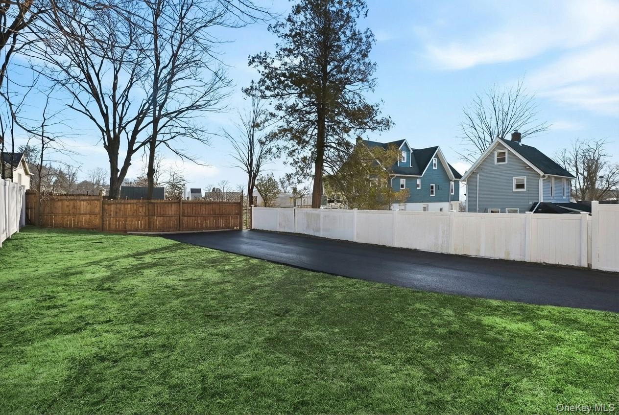 #15 photo, 76 N Kensico Avenue, White Plains , NY 10604