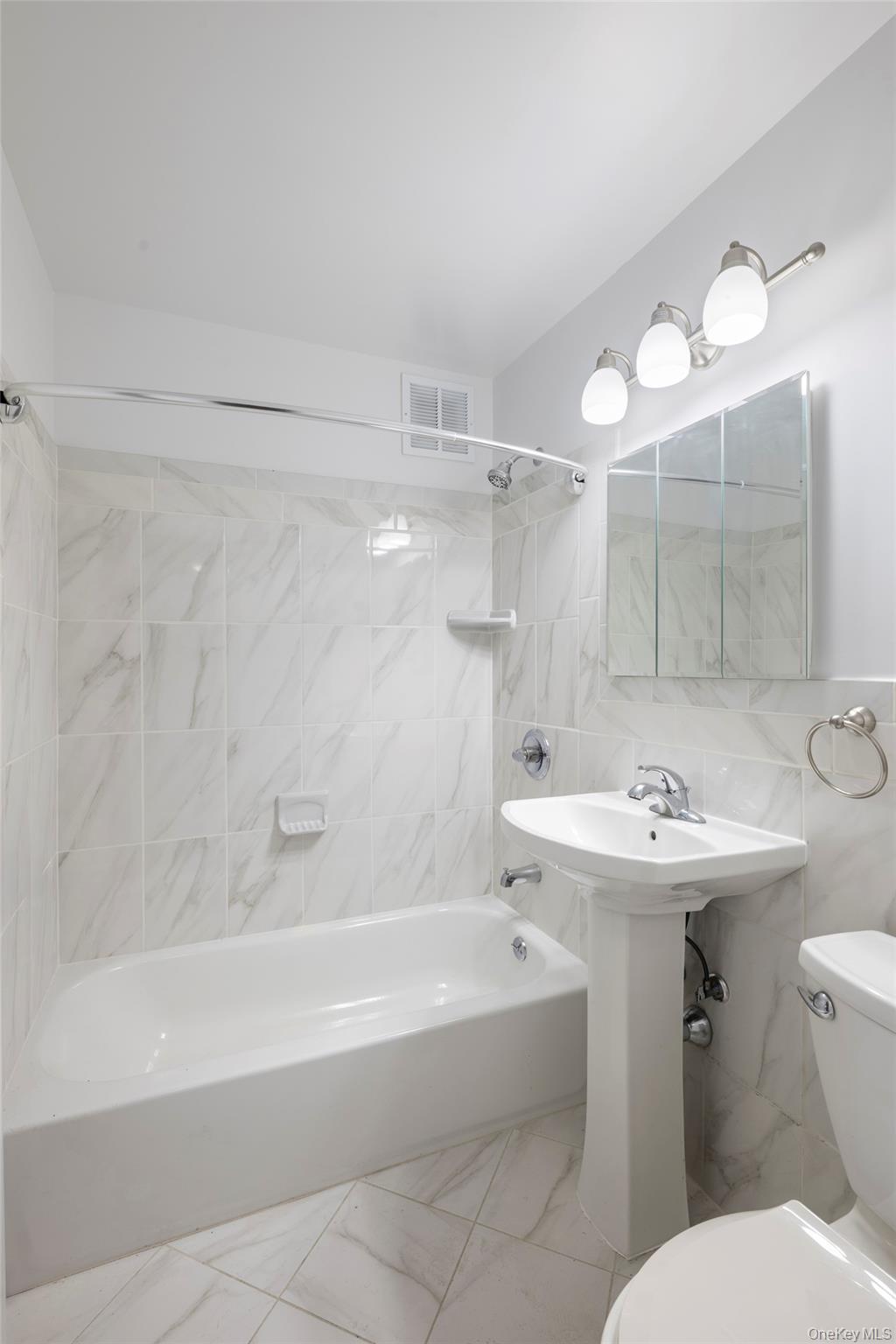 #7 photo, 42 Pine Street, Yonkers , NY 10701