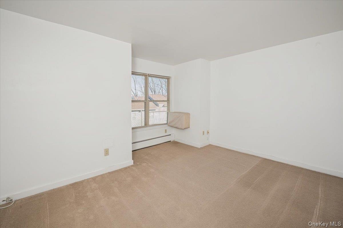 #12 photo, 501 Maplewood Gardens, 纽约州 Nanuet , NY 10954