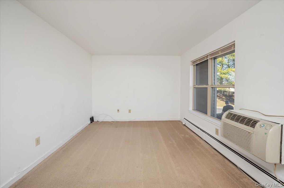 #4 photo, 501 Maplewood Gardens, 纽约州 Nanuet , NY 10954