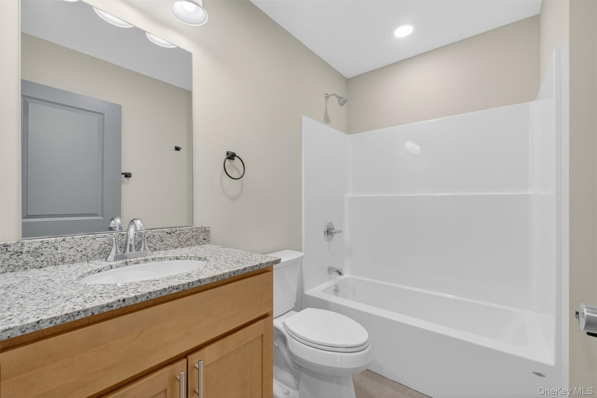 #18 photo, 104B North Road, Highland , NY 12528