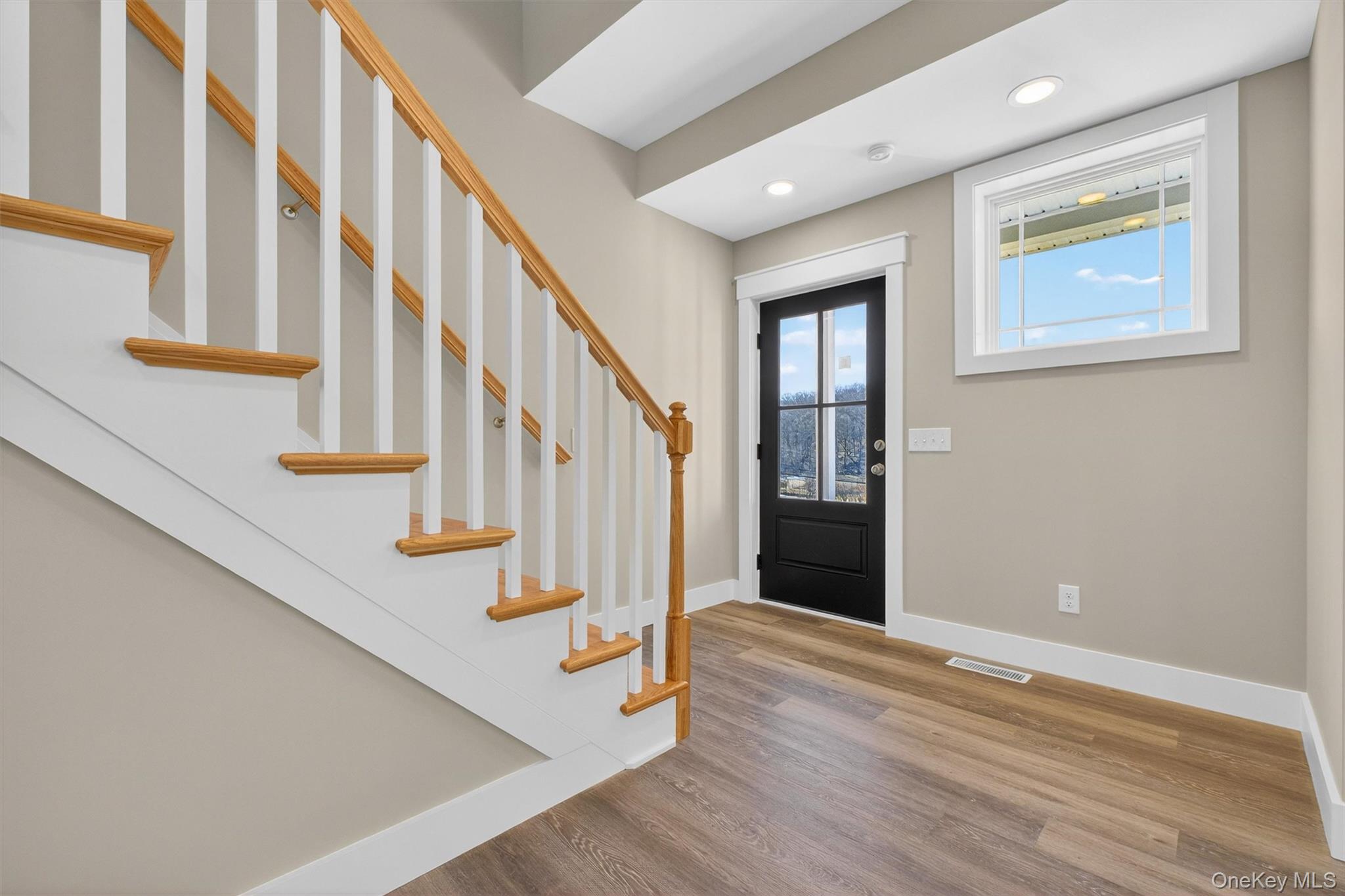 #4 photo, 104B North Road, Highland , NY 12528