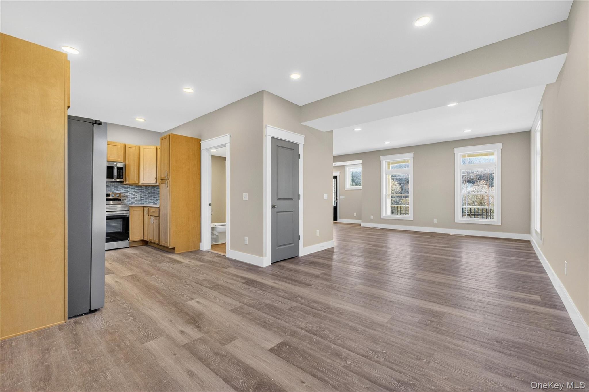 #9 photo, 104B North Road, Highland , NY 12528