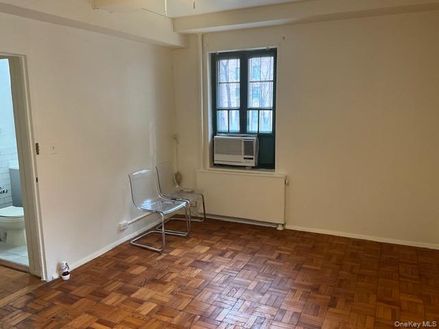 #6 photo, 1594 Metropolitan Avenue, ब्रोंक्स Bronx , NY 10462